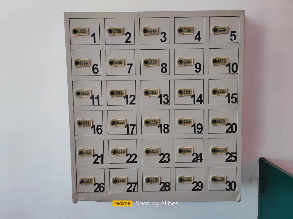 Allbes Parklands Hotel クラン エクステリア 写真