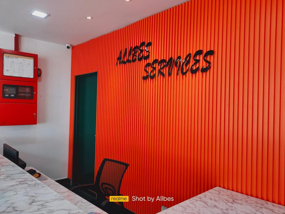 Allbes Parklands Hotel クラン エクステリア 写真