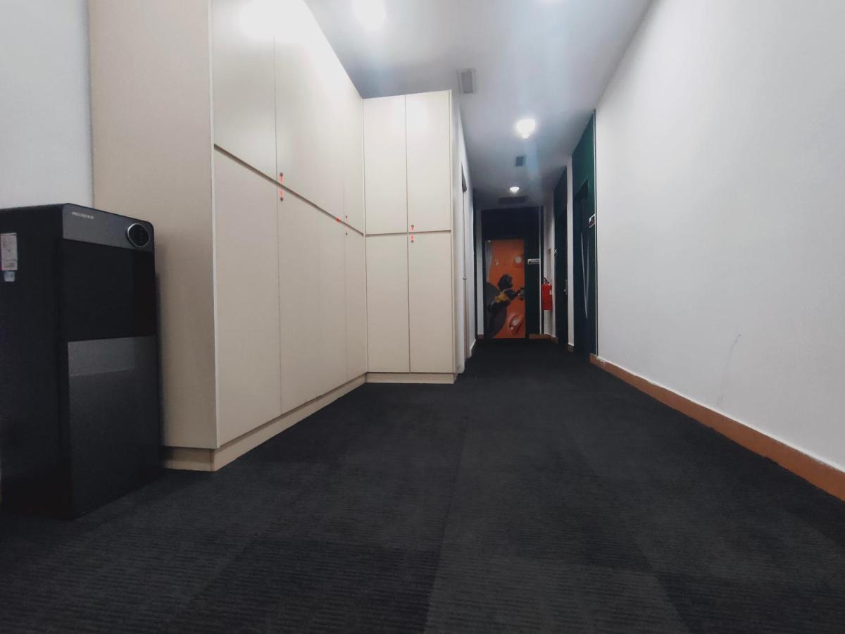 Allbes Parklands Hotel クラン エクステリア 写真